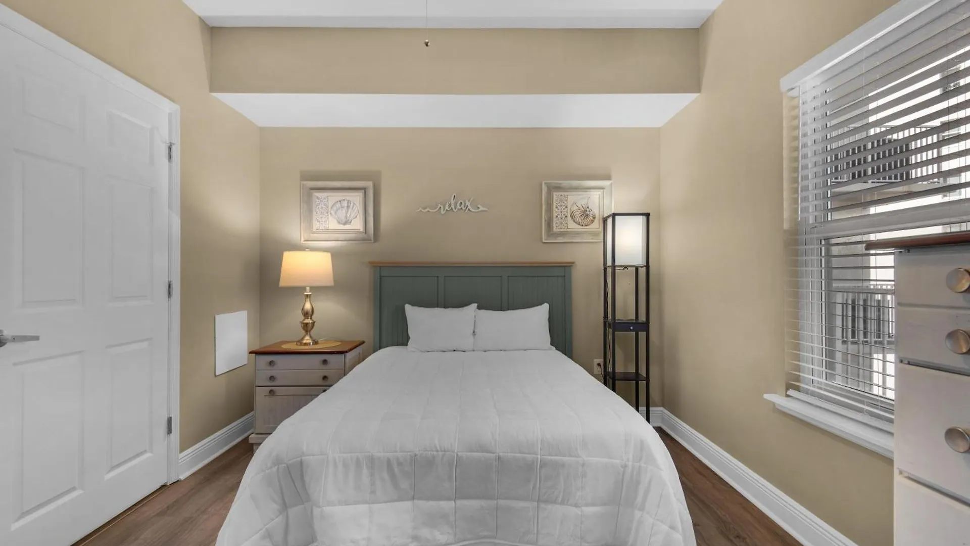 Ariel Dunes 1208 Destin